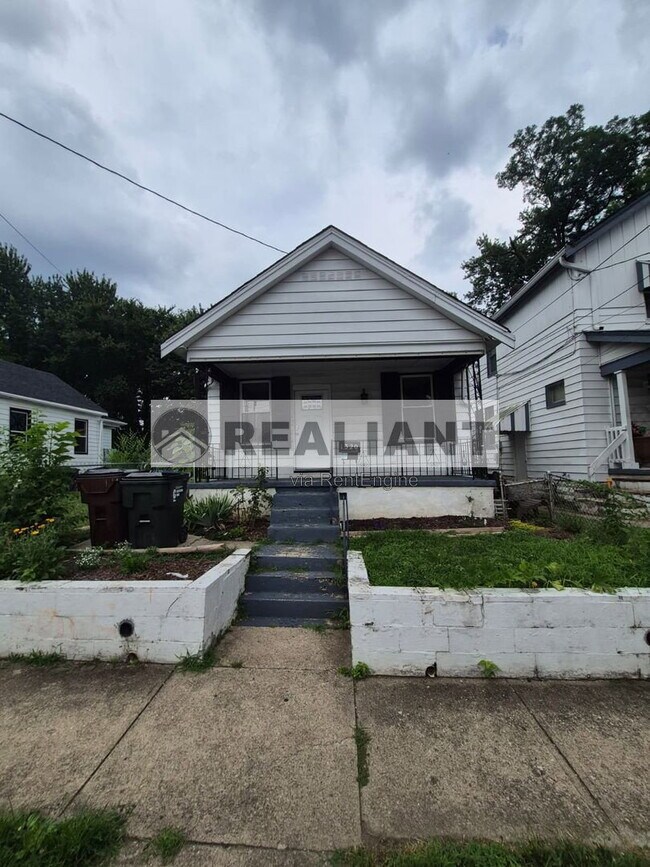Building Photo - 1320 Wheeler St