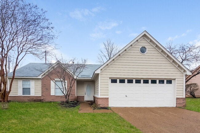 Building Photo - 6940 Brady Hill Dr