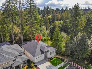 Building Photo - Tranquil Elevated Design in Tigard
