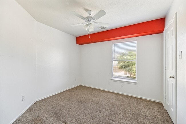 Building Photo - 14307 Mirkwood Ln