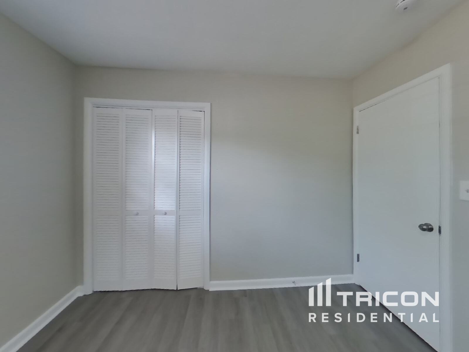 Building Photo - 357 Banyan Dr