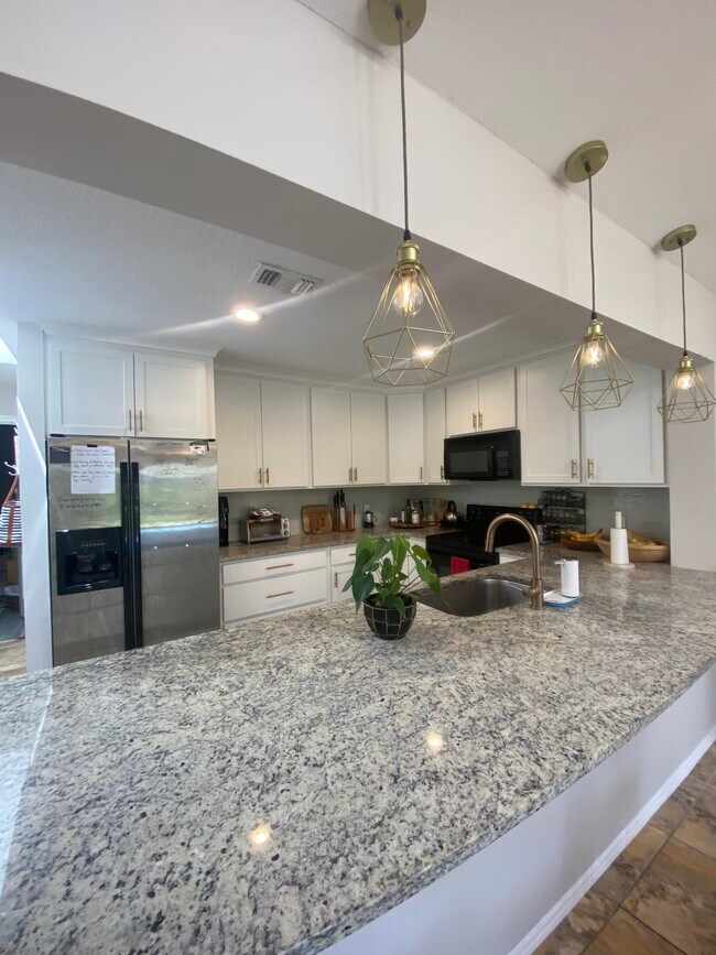 Building Photo - 141 Abaco Way