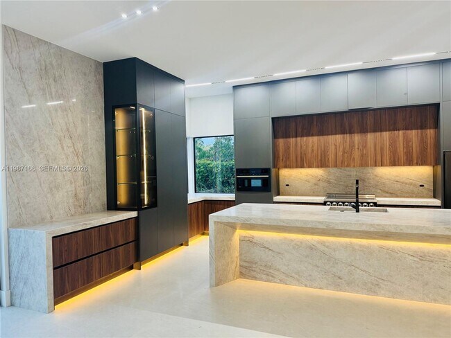 Building Photo - 19880 SW 134th Ave