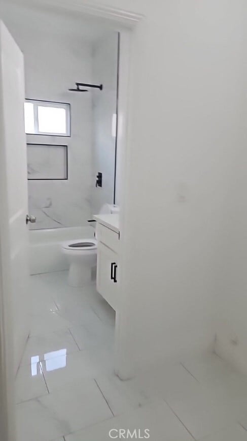 Building Photo - 949 W Magnolia St