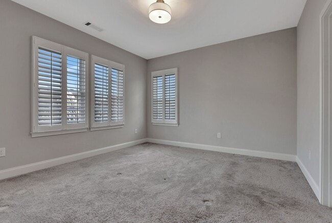 Building Photo - 4031 General Martin Ln