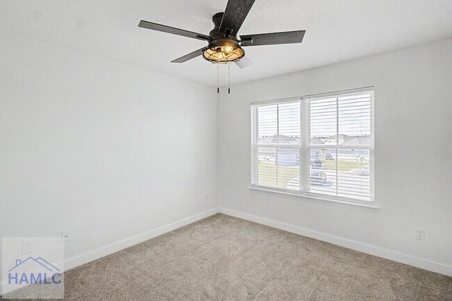 Building Photo - 206 Farnsworth Trl