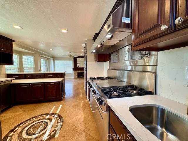 Building Photo - 2207 Autumn Ln