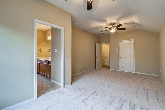 Building Photo - 5339 Brookway Dr