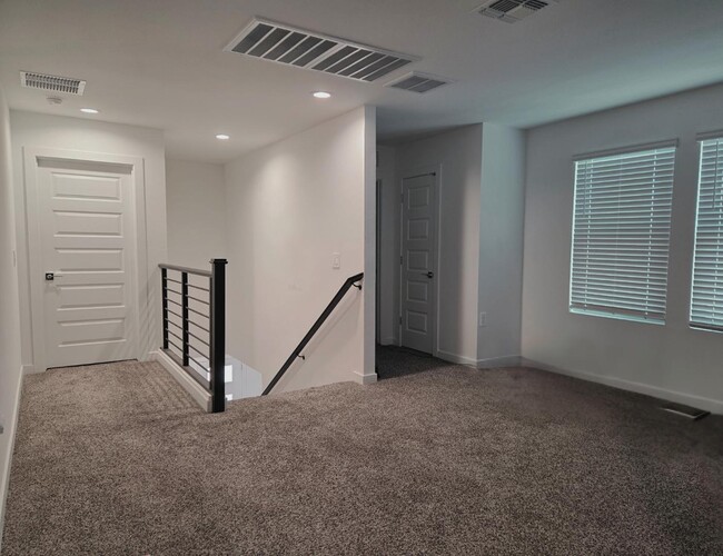 Building Photo - 12774 E Joffroy Dr