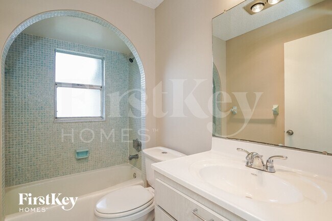 Building Photo - 1307 SE 45th St