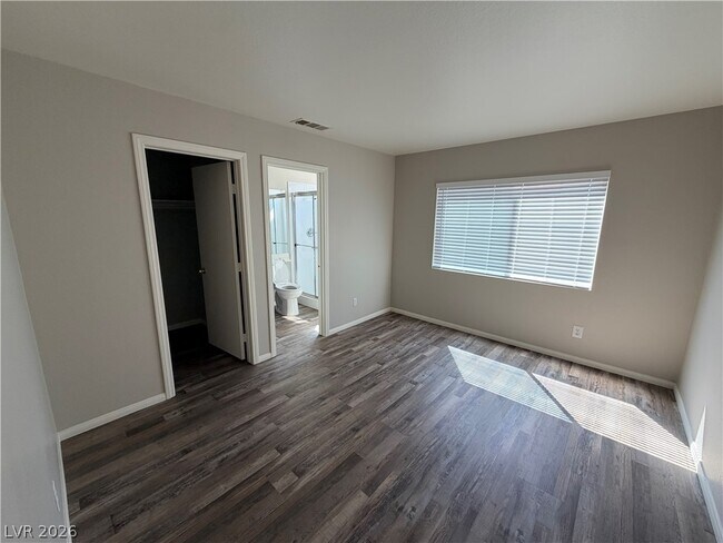Building Photo - 2669 Ridgewater Cir