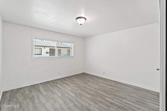 Building Photo - 3345 Porter Ln