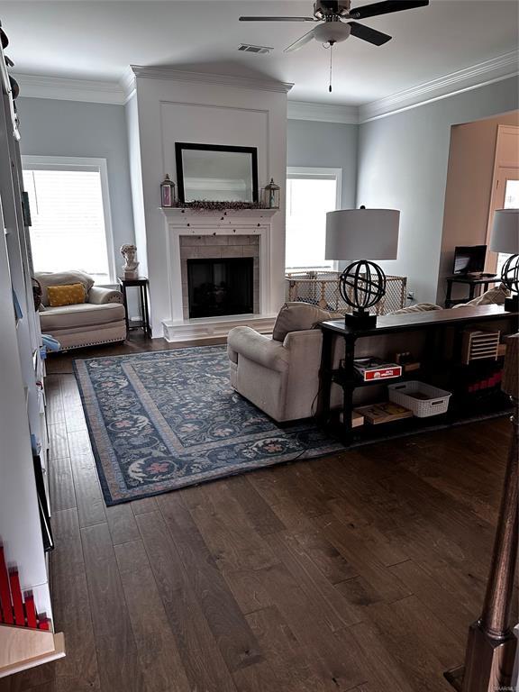 Building Photo - 1425 Charleston Dr