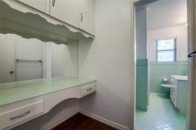 Building Photo - 6530 Danbury Ln