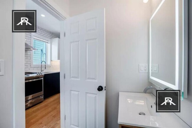 Building Photo - 3 bedroom in Allston MA 02134