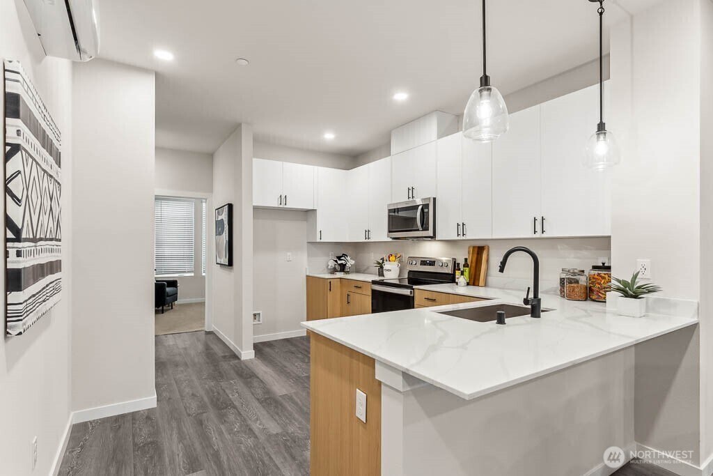Building Photo - 16111 36th Ave W