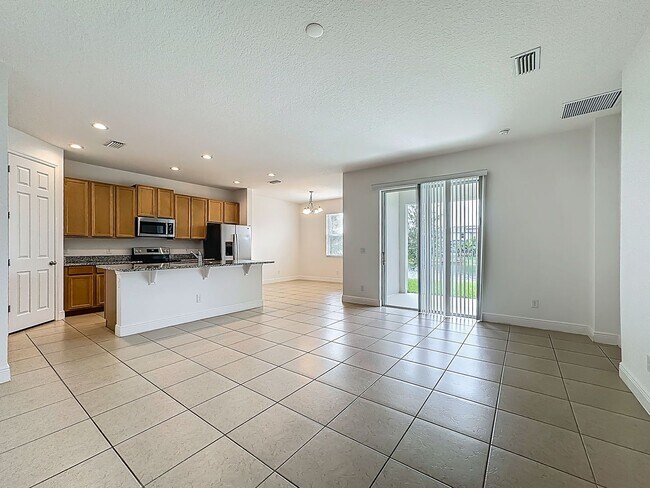 Building Photo - Hanover Lakes-2889 Nottel Drive St. Cloud