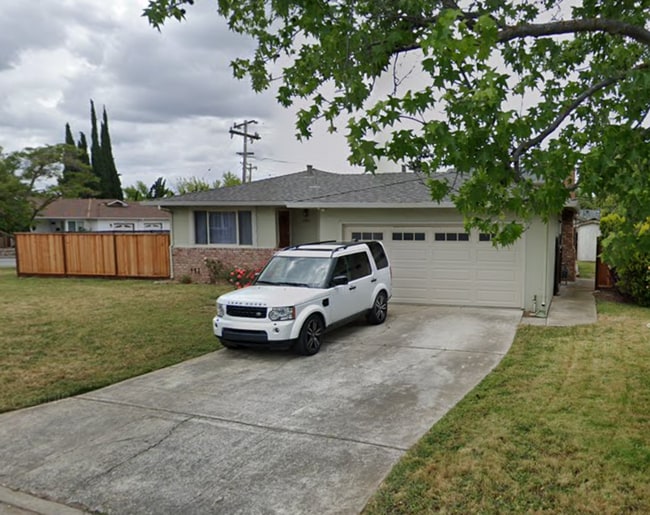 Building Photo - Campbell Beauty! Updated 3BR Corner-Lot Home with Boat Parking & Covered Patio