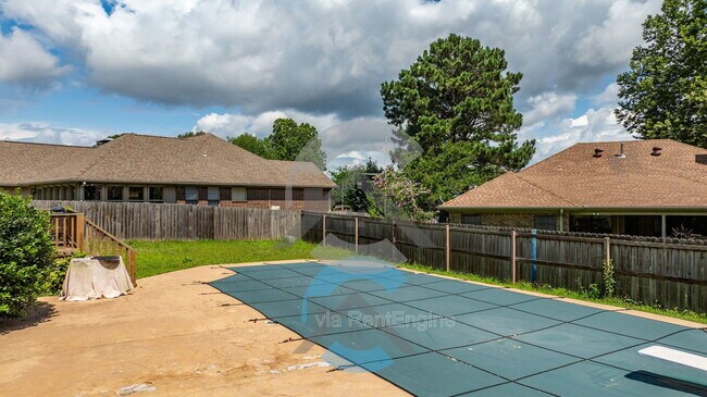 Building Photo - 15400 Taylor Loop Rd