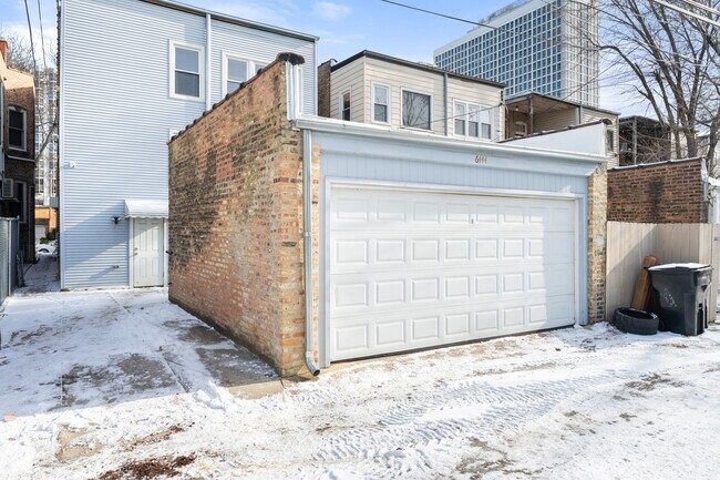 Building Photo - 6444 N Magnolia Ave