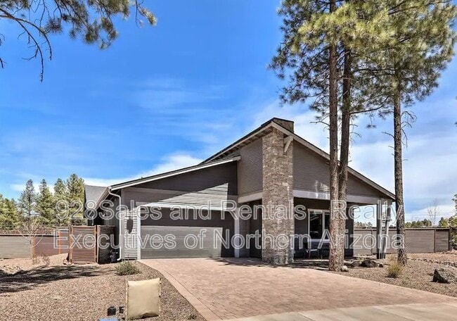 Building Photo - 3500 W Altair Way