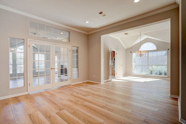 Building Photo - 9137 Fainwood Ln