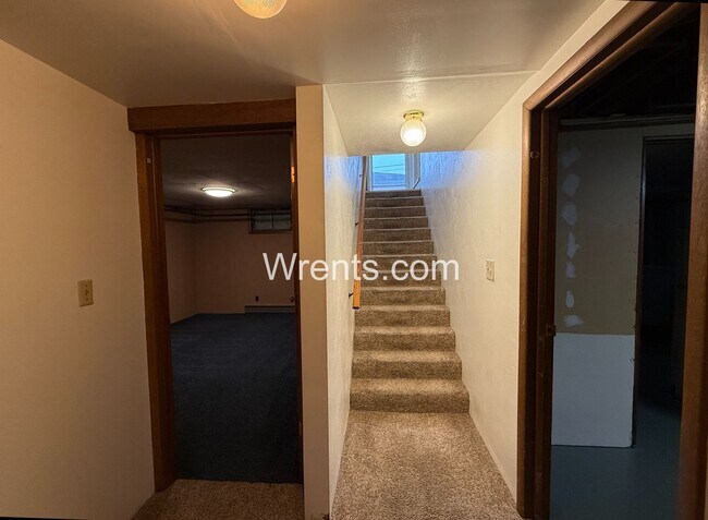 Building Photo - South Hill Charming corner lot 3 bed 2 bath in quiet neighborhood