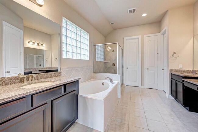 Building Photo - 5006 Ava Meadows Ln