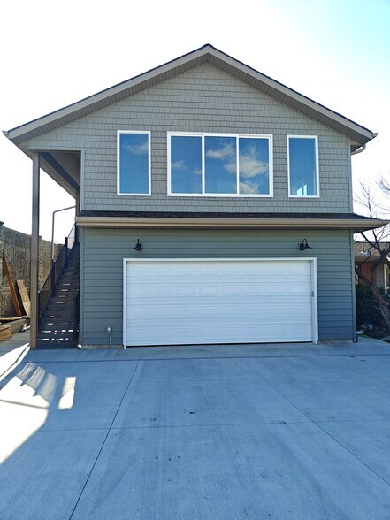 Front of Unit - 6662 S Highland Dr