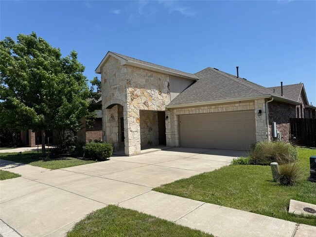 Building Photo - 18409 Applio Claudio Dr
