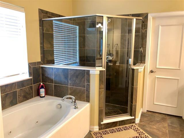 Building Photo - 4210 Creek Falls Dr