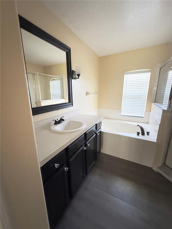 Building Photo - 847 Blanc Ct