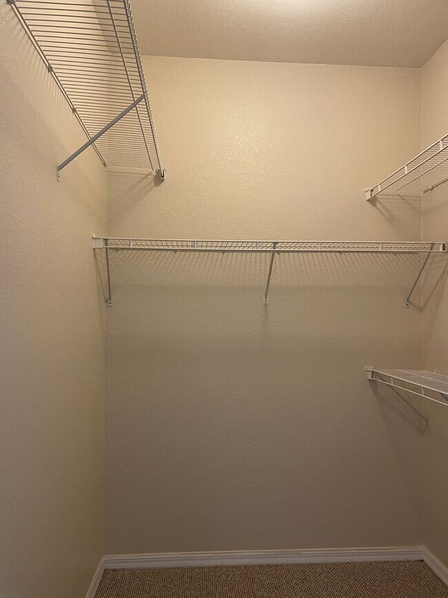 Building Photo - 2br/1ba First Floor Visconti Condo!