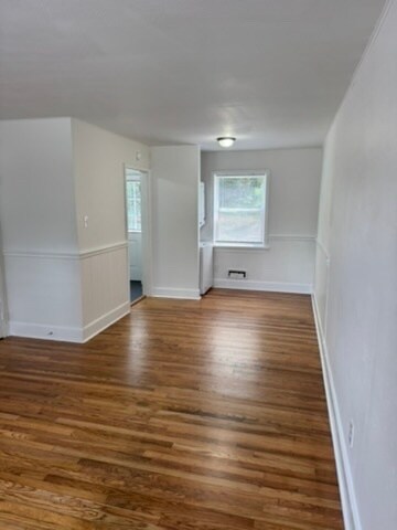 Building Photo - 2905 Wade Ave