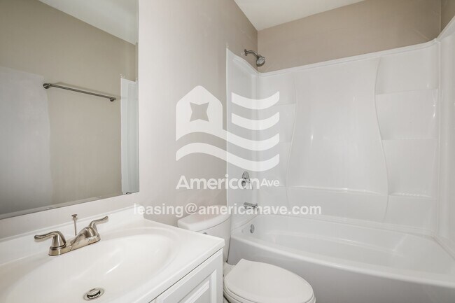Building Photo - 4053 Arquette Dr