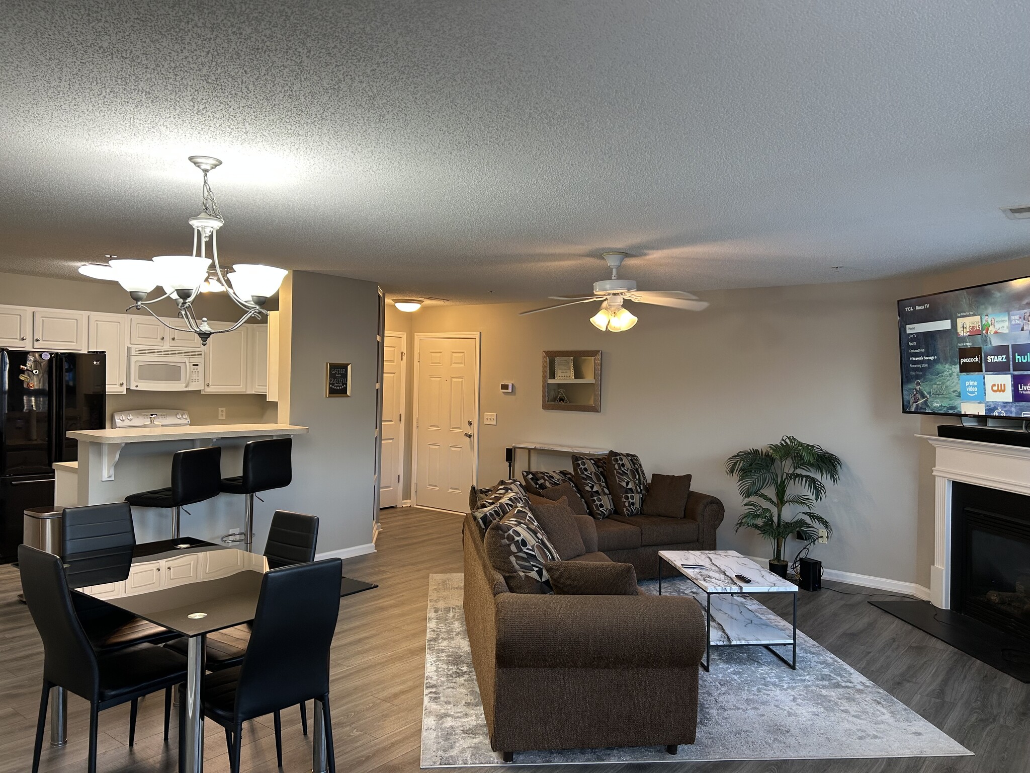 Building Photo - 4305 Timberbrooke Dr