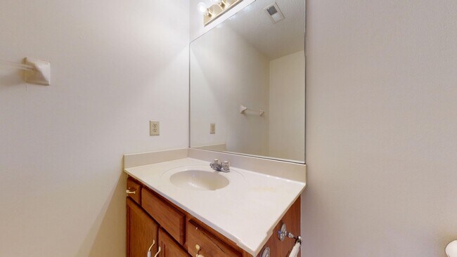 Building Photo - 608 Wilderness Trail