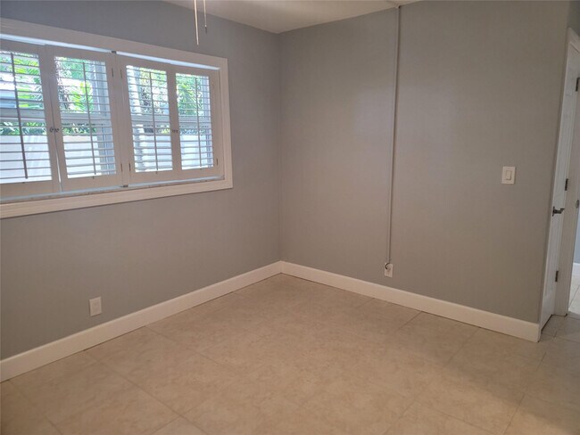 Building Photo - 1439 S Ocean Blvd