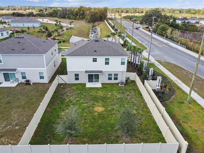 Building Photo - 601 Ambleside Dr