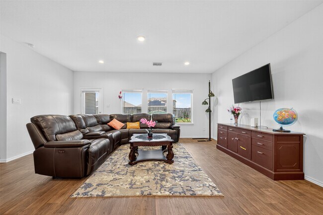 Building Photo - 21230 Violet Dusk Dr