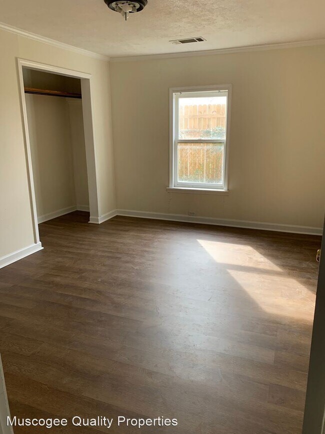 Building Photo - 2 br, 1 bath House - 5614 Lorenzo Rd
