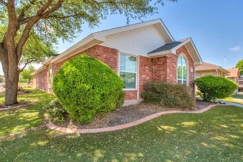 Building Photo - 4553 Southern Oak Ln