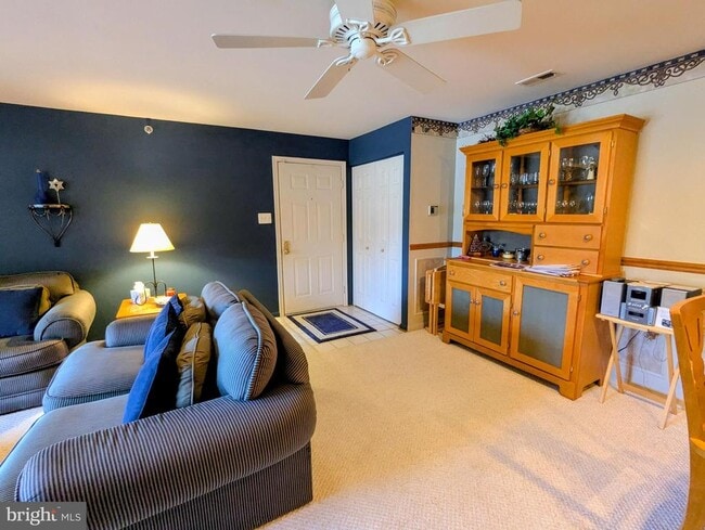 Building Photo - 14217 Quail Crk Wy