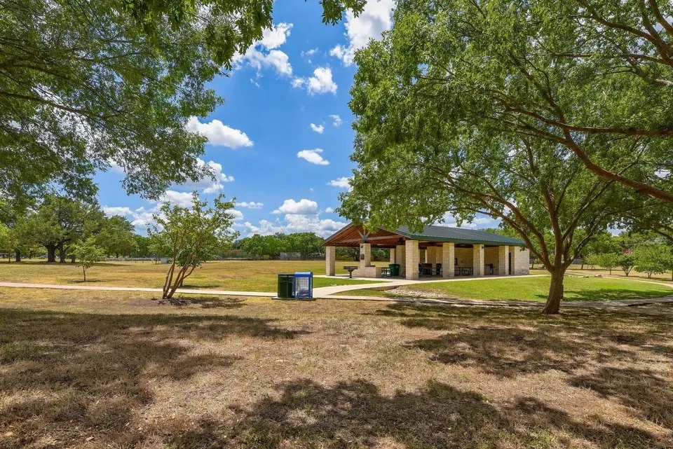 Building Photo - 16914 Dorman Dr