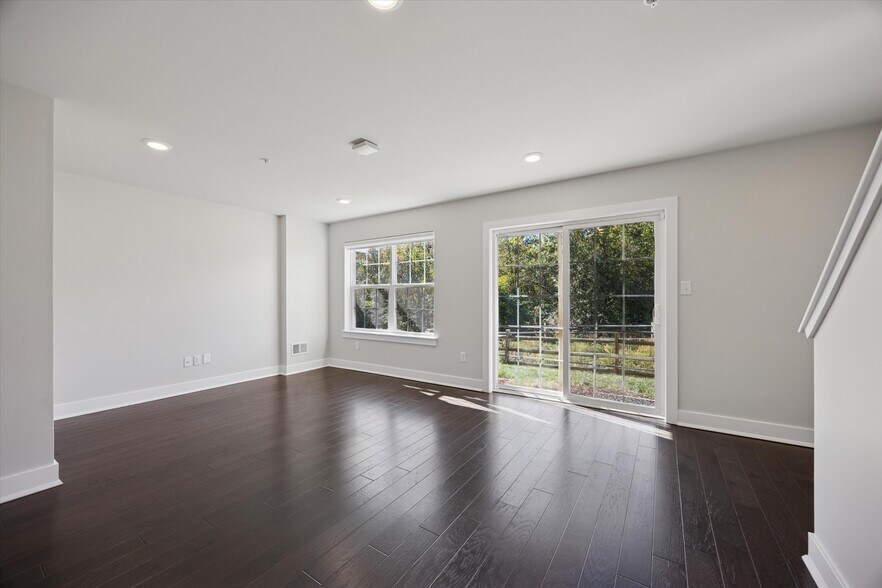 Finished Walk-Out Basement - 138 Livingston Ln