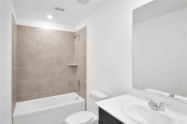 Building Photo - 7608 Bluebell Ln