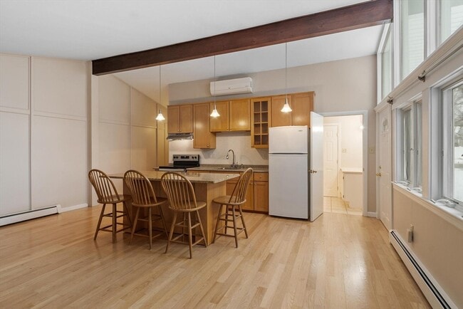 Building Photo - 103 Elmcrest Rd