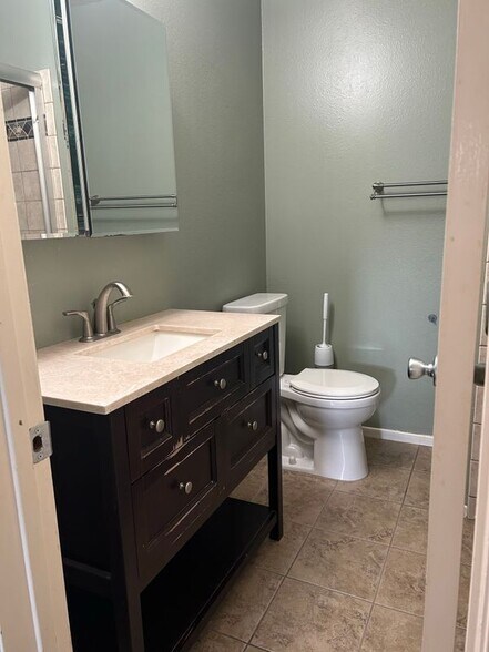 Building Photo - 26130 Narbonne Ave