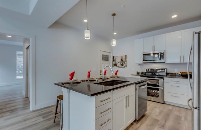 Building Photo - 14936 E Hampden Ave