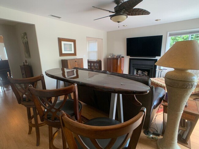 Building Photo - **Live the Ocean Beach Dream